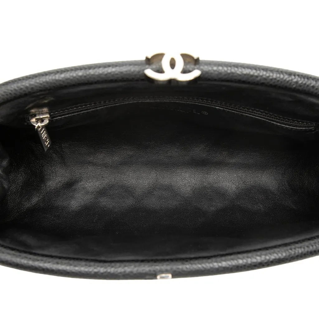 Chanel Quilted Caviar Timeless Kisslock Clutch Black Leather Very good - Model View