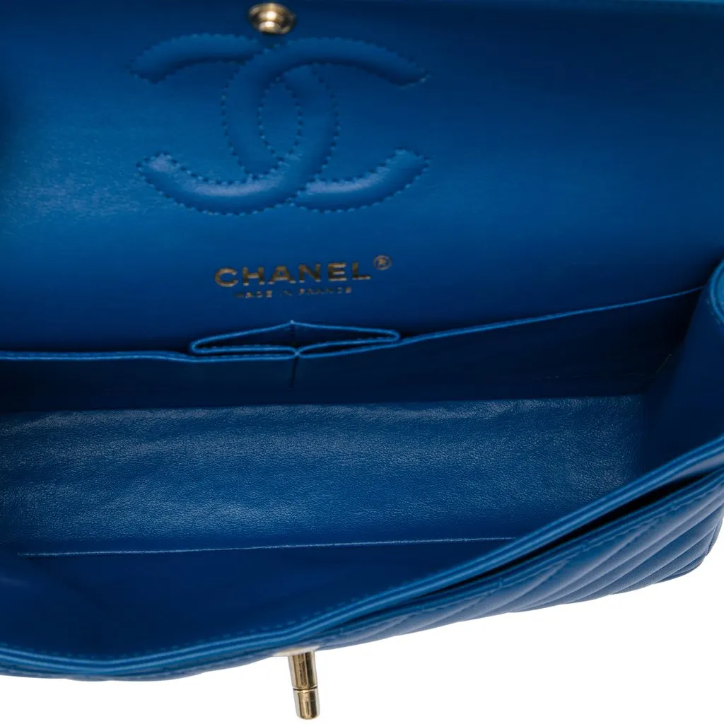 Chanel Small Classic Chevron Lambskin Double Flap Blue Leather Very good - Model View