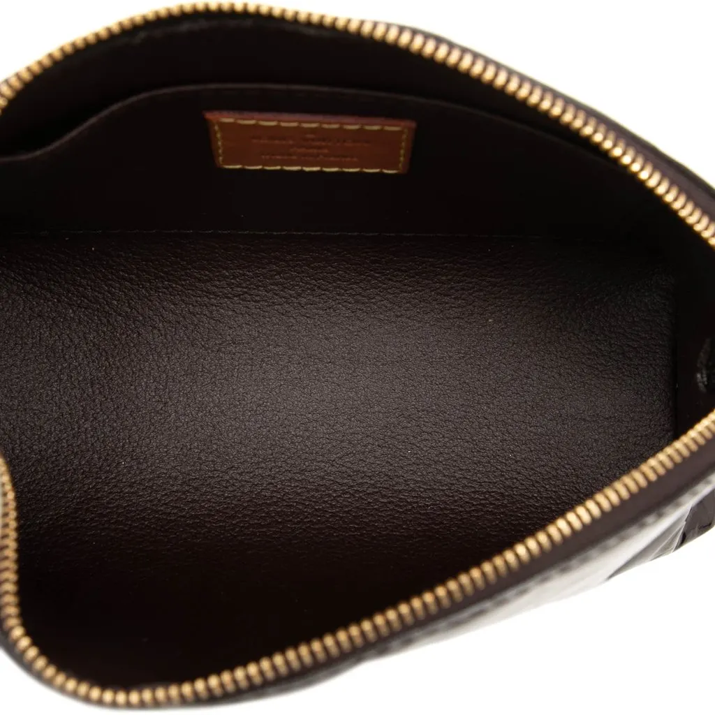Louis Vuitton Monogram Vernis Cosmetic Pouch Purple Leather Good - Model View
