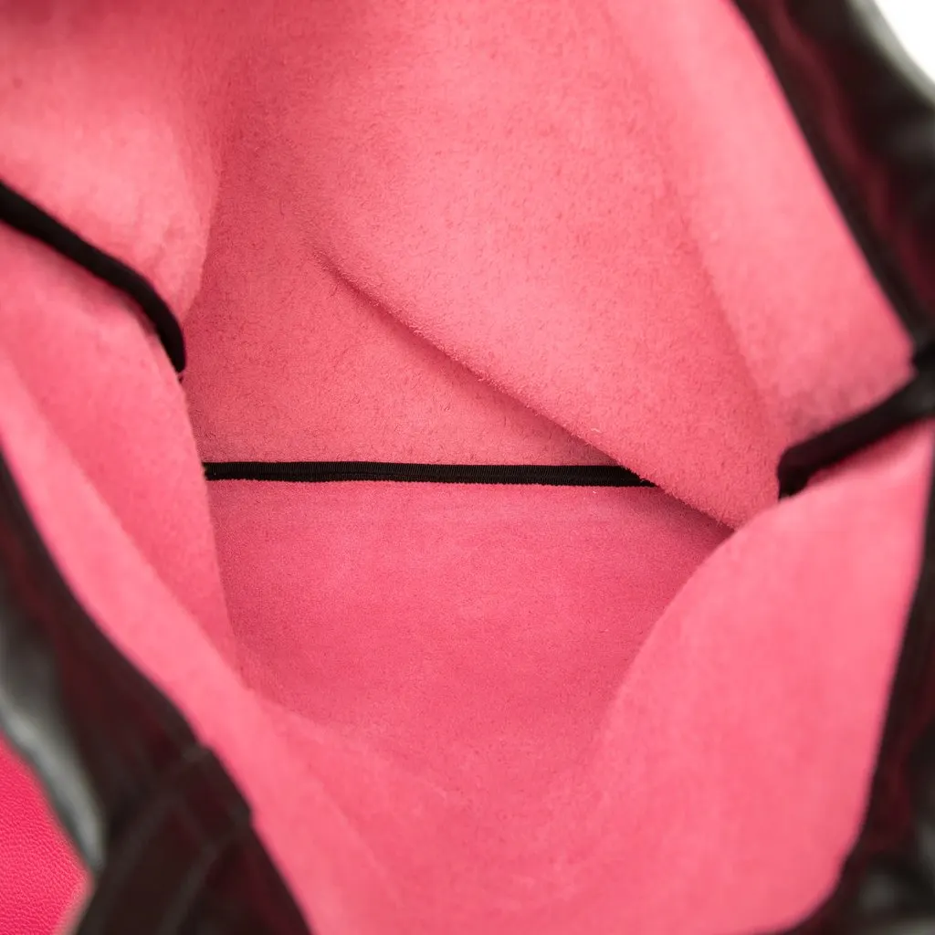 Gucci Leather Logo Drawstring Backpack Pink Leather Very good - Model View