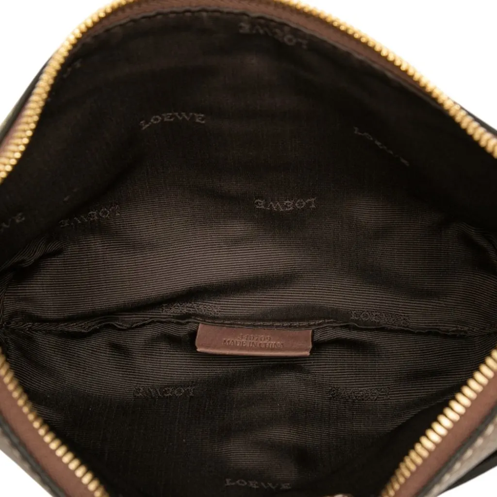 Loewe Anagram Canvas Shoulder Bag Brown Very good - Model View