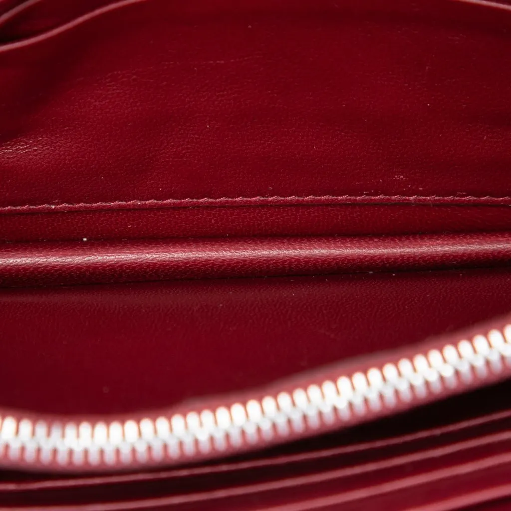Miu Miu Matelasse Lambskin Strass Embellished Wallet On Chain Red Leather Very good - Model View