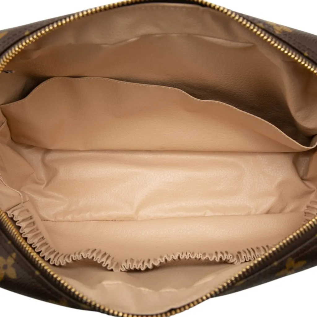 Louis Vuitton Monogram Trousse Toilette 28 Brown Very good - Model View