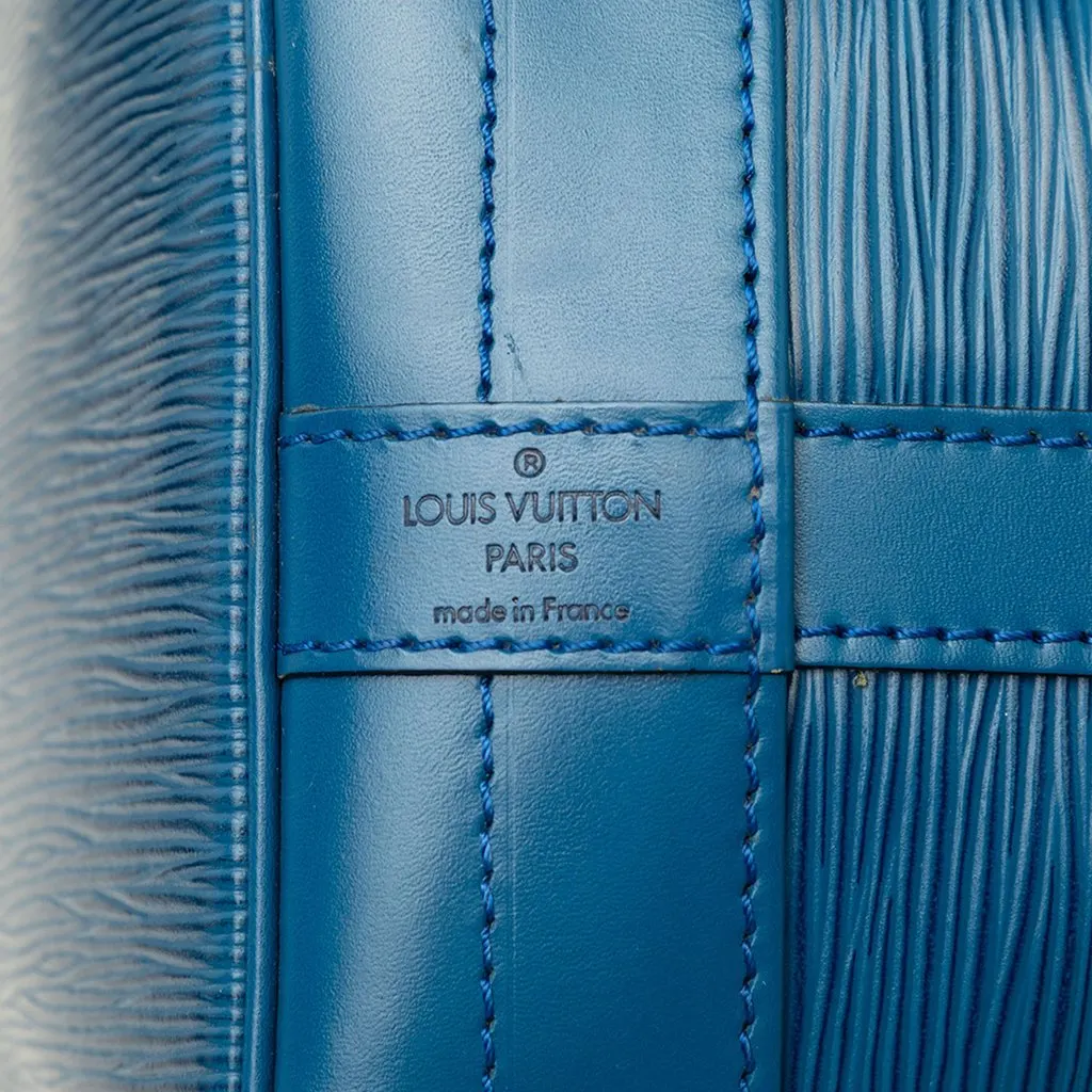 Louis Vuitton Epi Noe GM Blue Leather Good - Model View