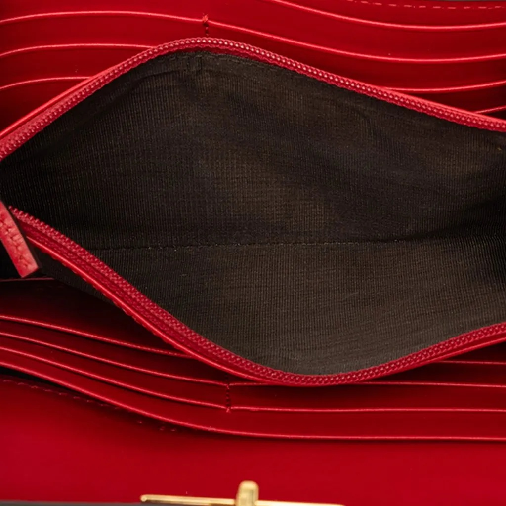 Gucci Guccissima Padlock Wallet On Chain Red Leather Good - Model View