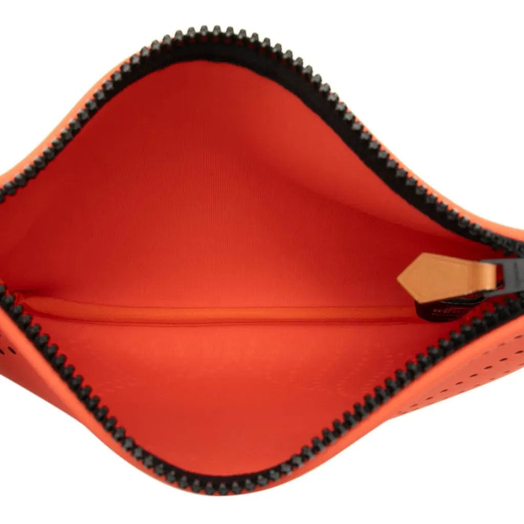 Hermès Small Perforated Nylon Neobain Canoe H Case Pink Polyester Very good - Model View