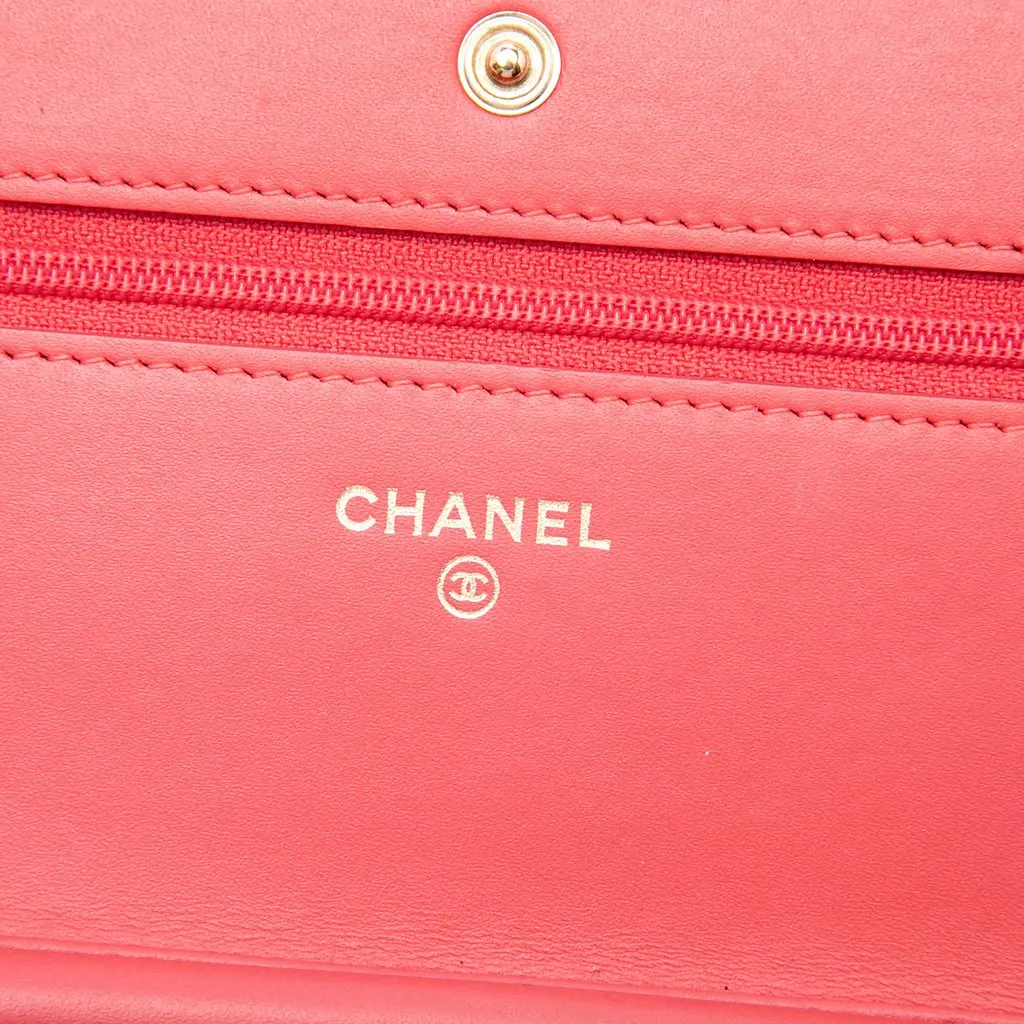 Chanel CC Caviar Wallet On Chain Pink Leather Very good - Box View