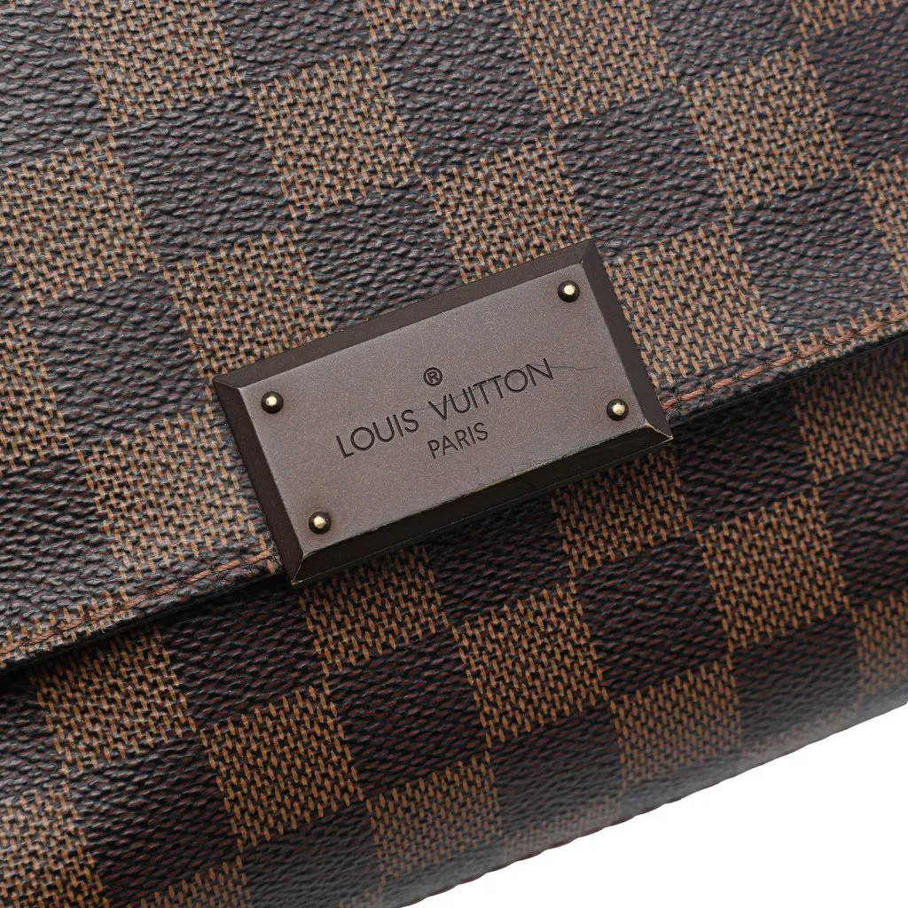 Louis Vuitton Damier Ebene District PM Brown Canvas Very good - Box View