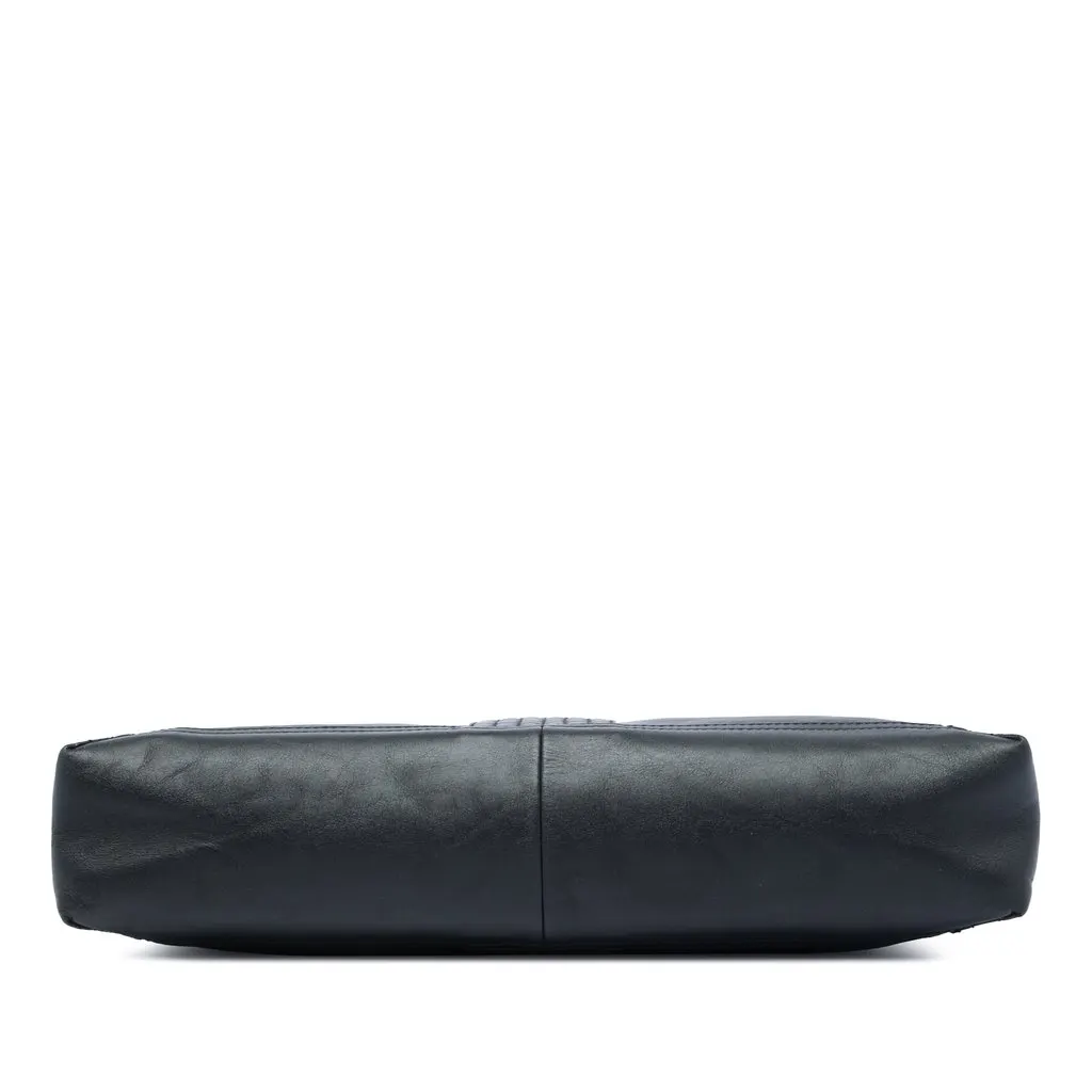 Fendi Leather Maxi Baguette Flap Bag Black Leather Very good - Inside View
