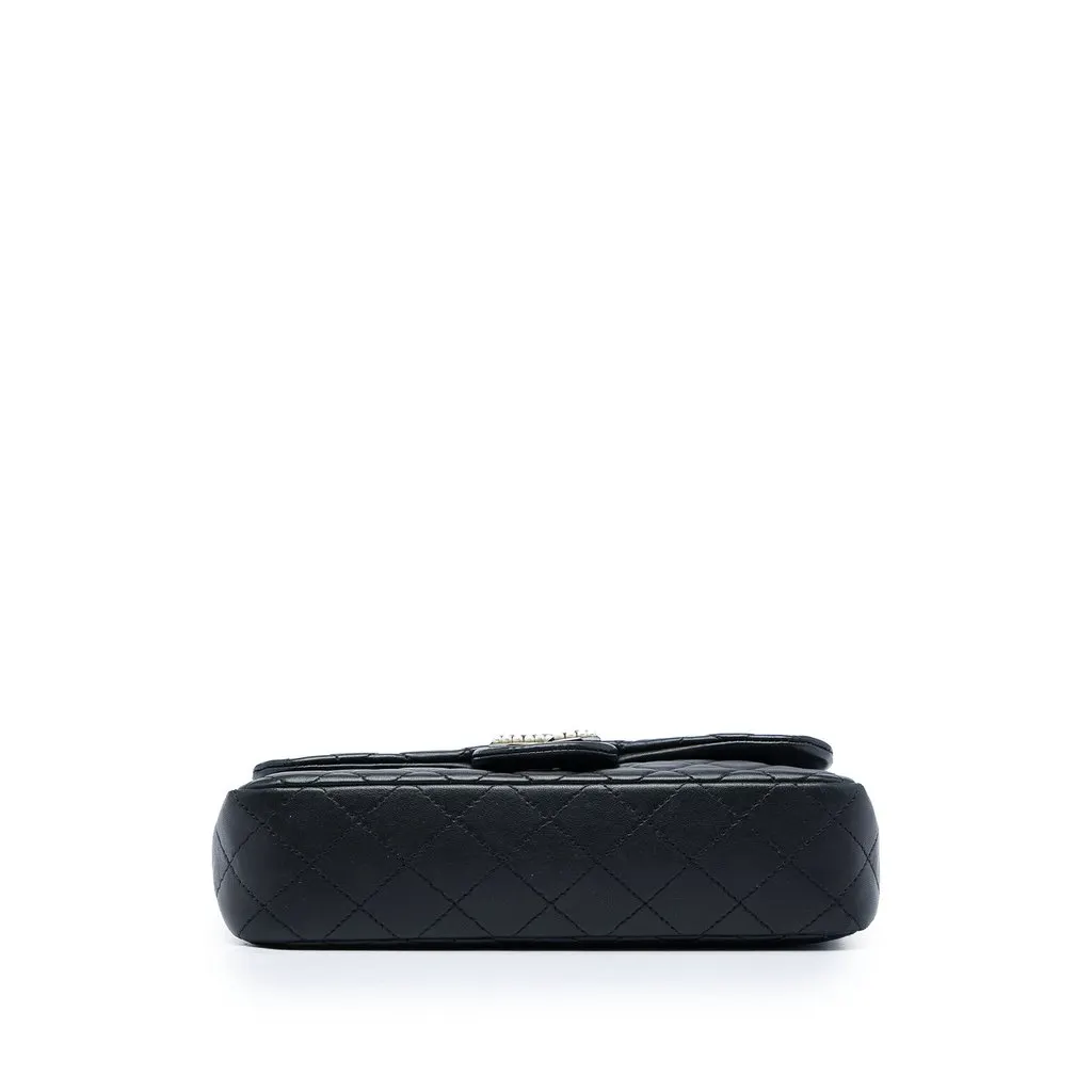 Chanel Medium Quilted Lambskin Westminster Pearl Flap Black Leather Very good - Inside View