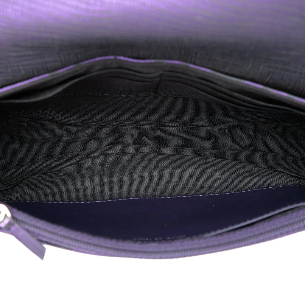 Chanel CC Metallic Crackling Lizard Printed Leather Half Moon Wallet on Chain Purple Leather Very good - Model View