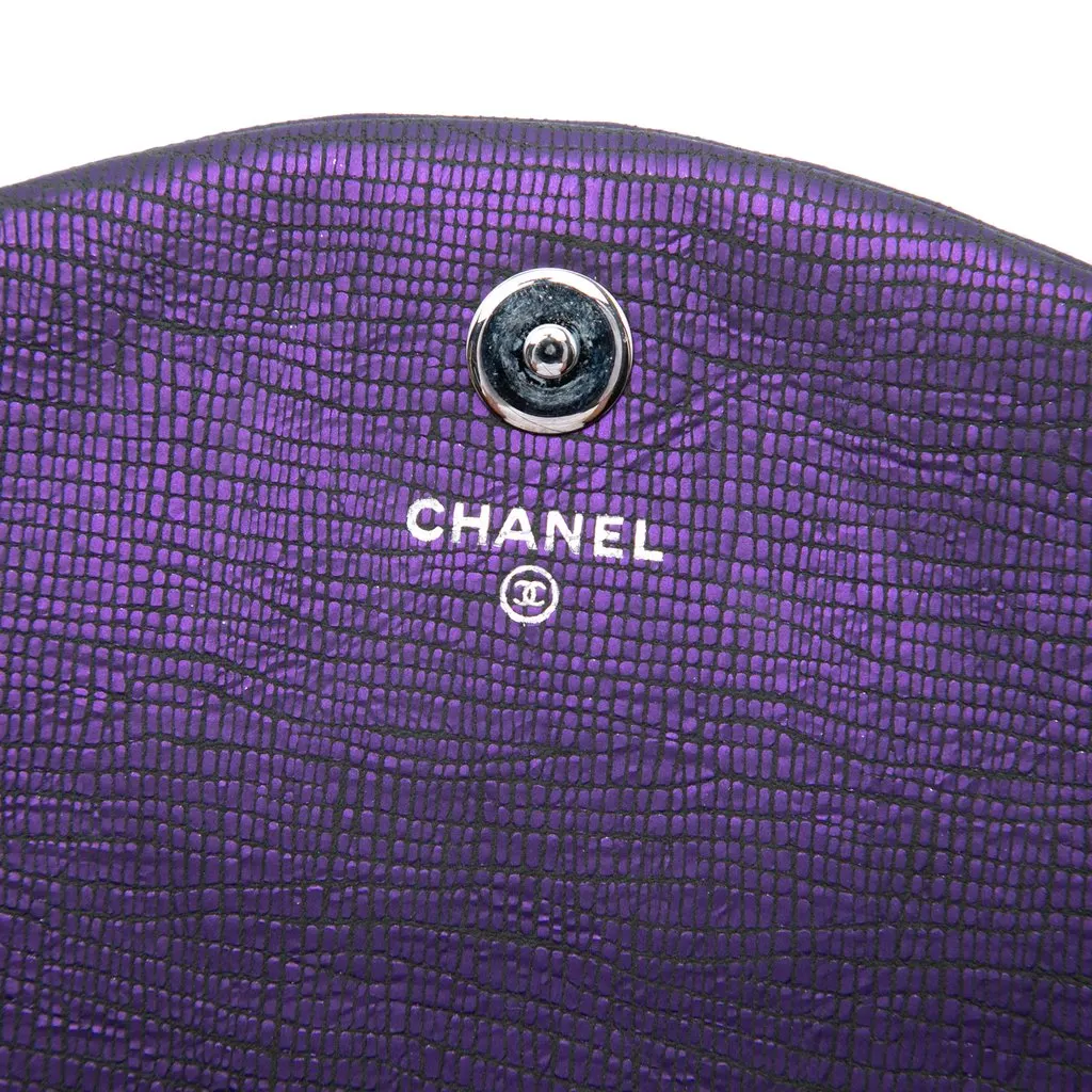 Chanel CC Metallic Crackling Lizard Printed Leather Half Moon Wallet on Chain Purple Leather Very good - Box View