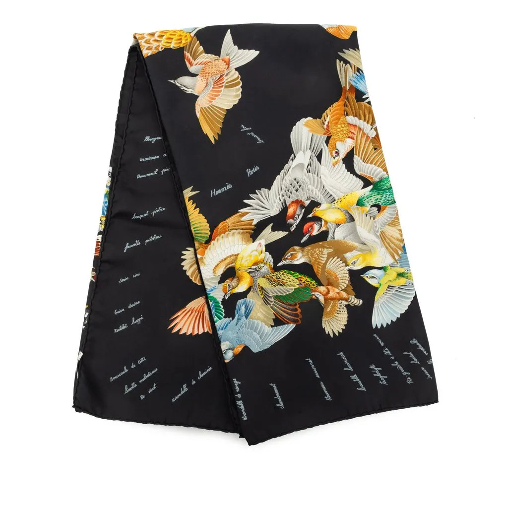 Hermès L Intrus Silk Scarf 90 Black Very good - Front View