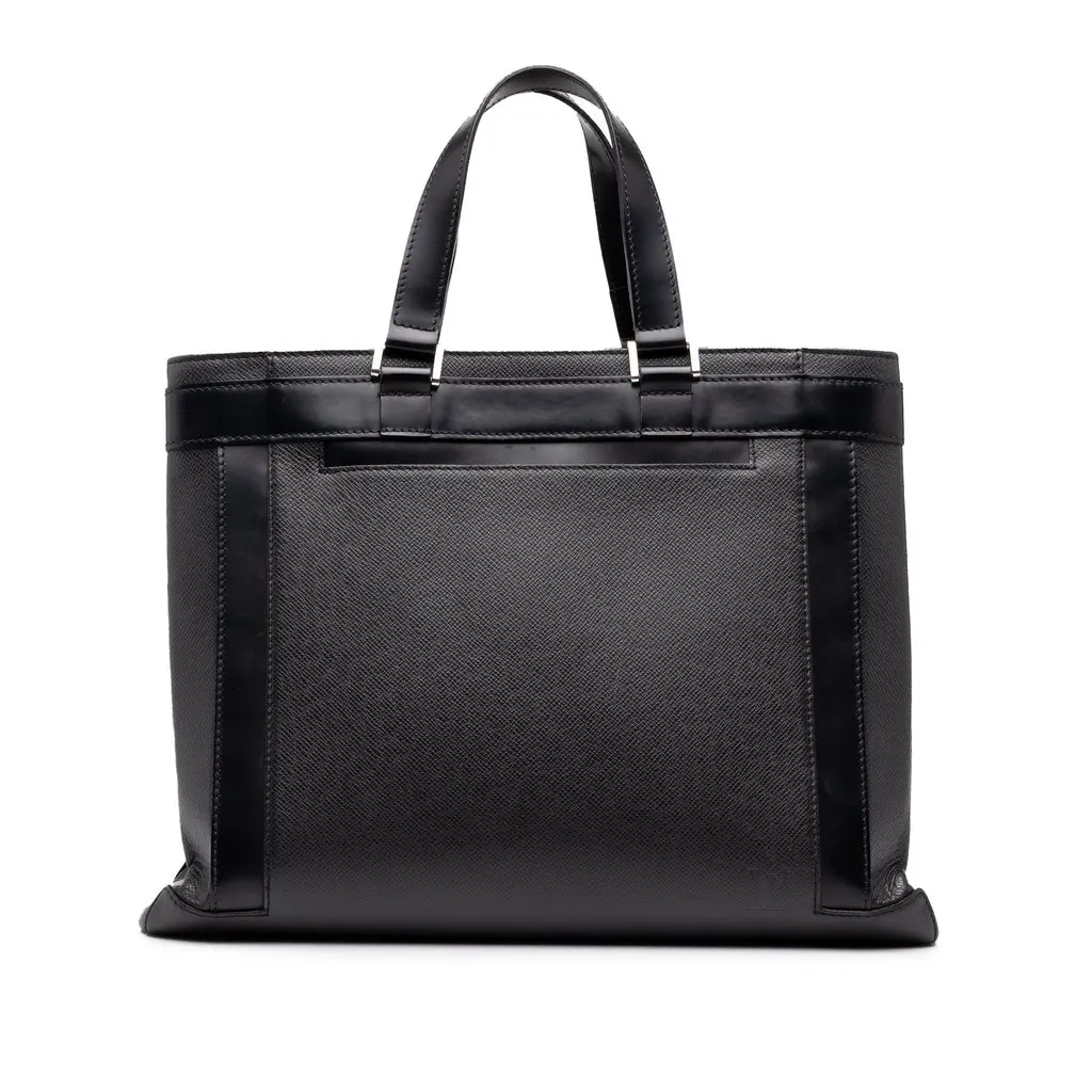 Louis Vuitton Taiga Kasbek PM Black Leather Good - Front View