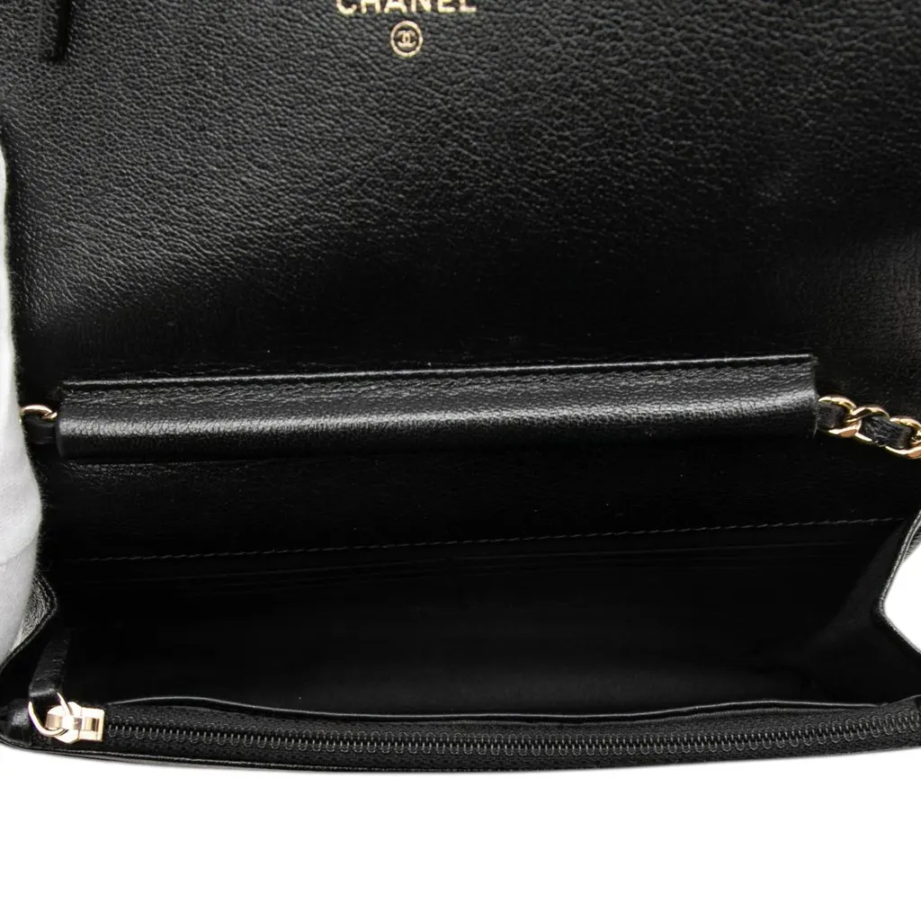 Chanel CC Studded Lambskin Crystal Wallet On Chain Black Leather Very good - Model View