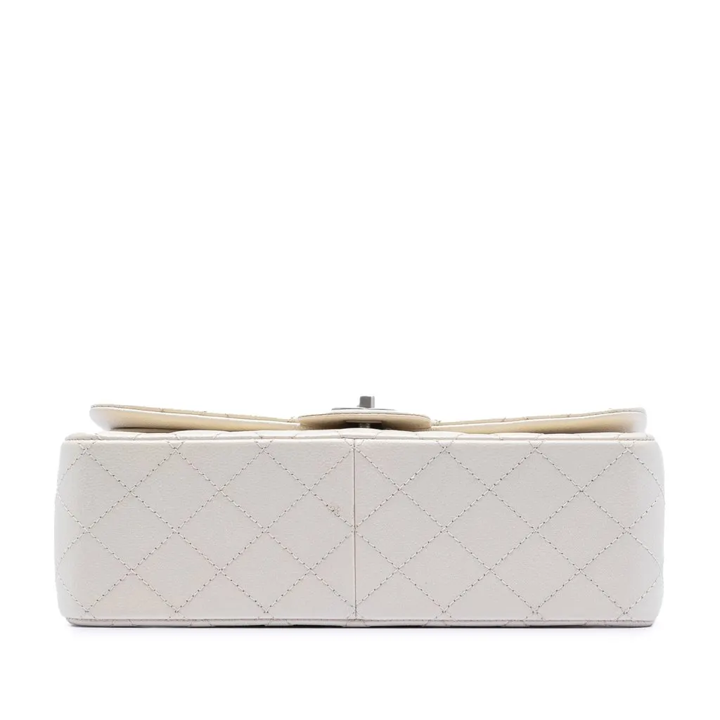 Chanel Jumbo Classic Iridescent Caviar Double Flap White Leather Very good - Inside View
