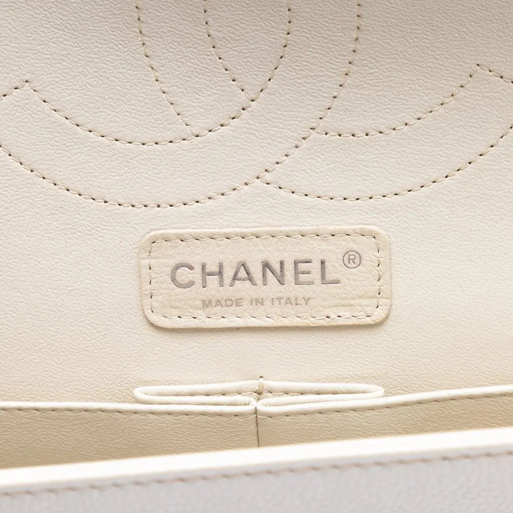 Chanel Jumbo Classic Iridescent Caviar Double Flap White Leather Very good - Box View