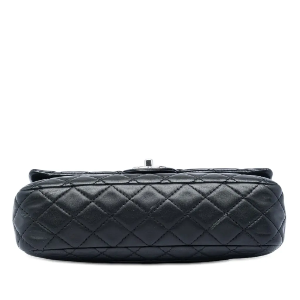 Chanel Medium Classic Lambskin Double Flap Black Leather Very good - Inside View