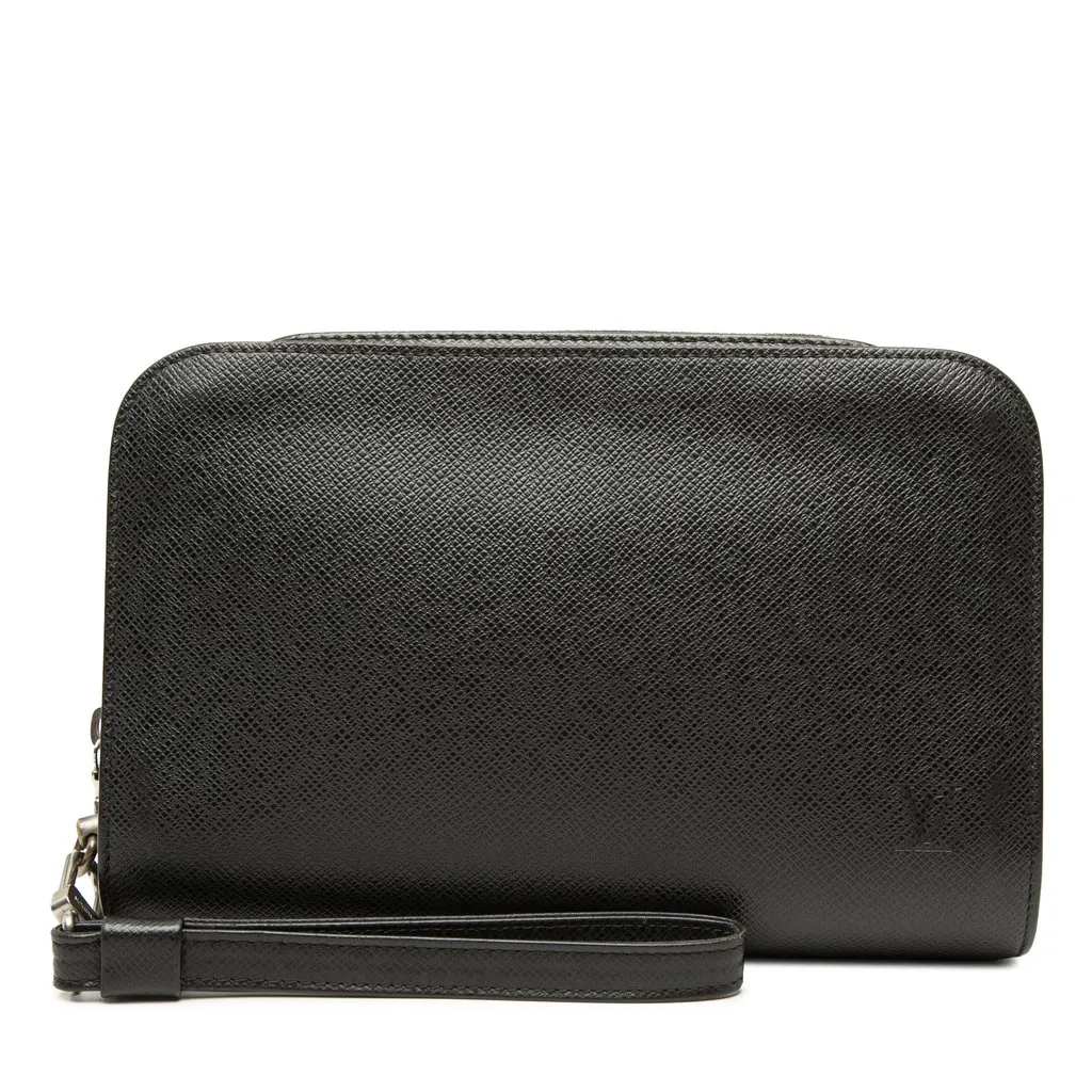 Louis Vuitton Taiga Pochette Baikal Black Leather Very good - Front View
