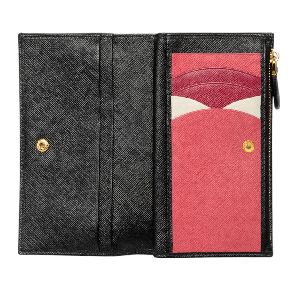 Prada Saffiano Bifold Long Wallet Black Leather Very good - Model View