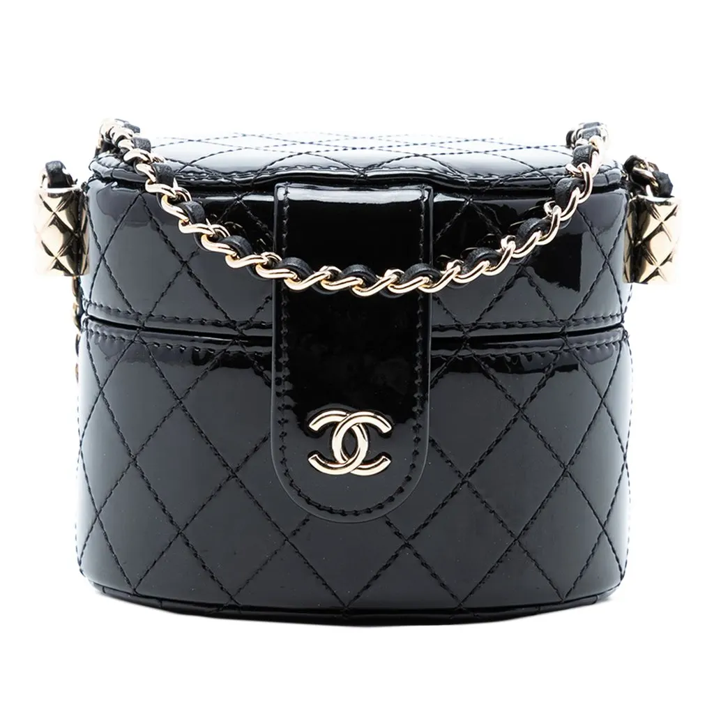 Chanel CC Quilted Patent Vanity Case with Chain Black Leather Very good - Front View