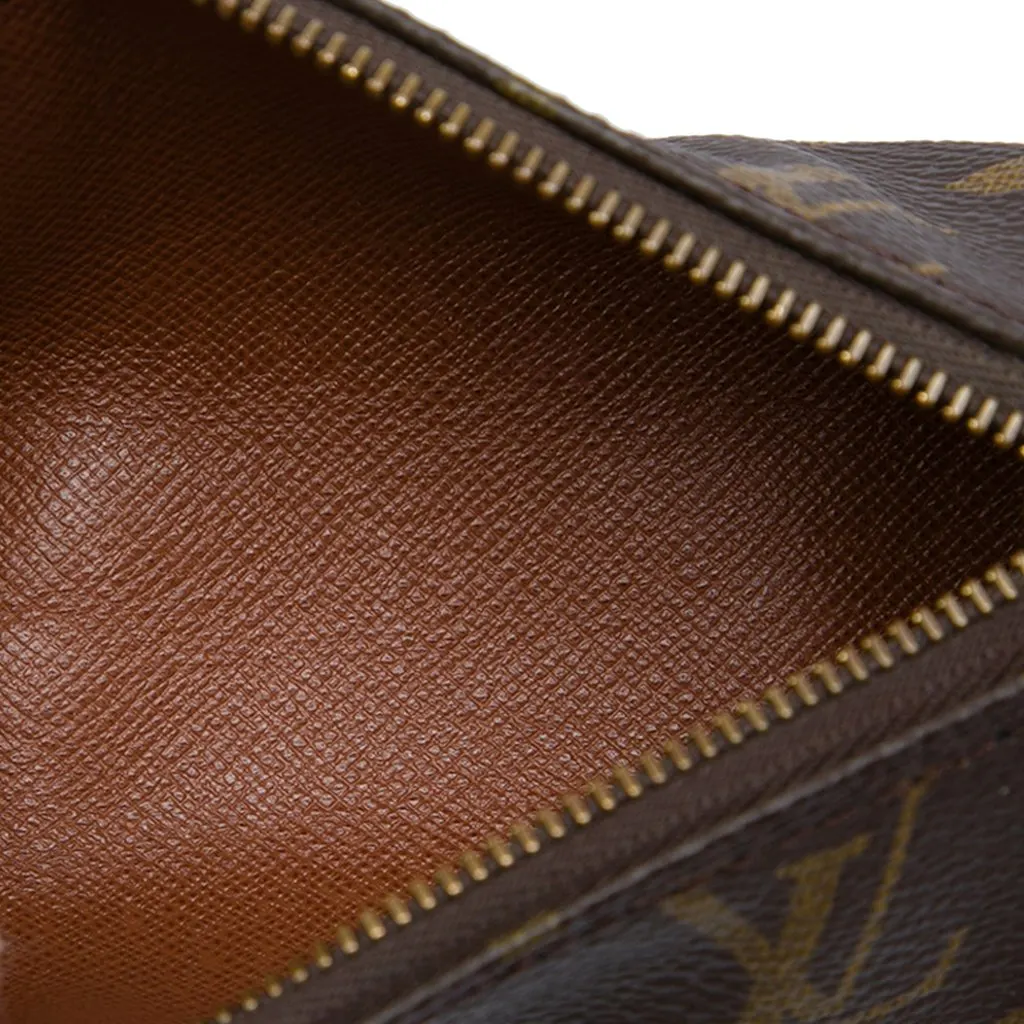 Louis Vuitton Monogram Papillon Pochette Brown Canvas Very good - Model View