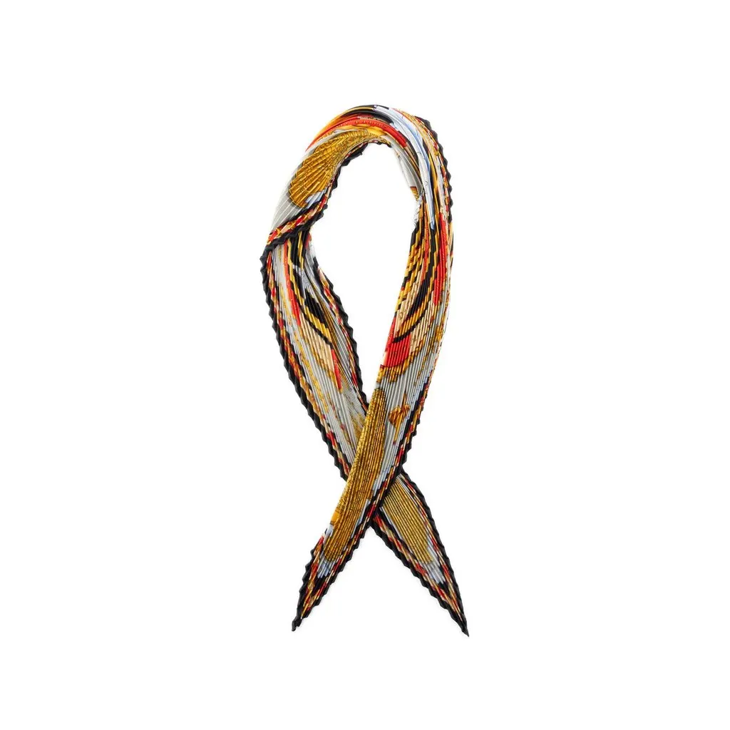 Hermès Reves D Espace Plisse Scarf White Never worn - Front View
