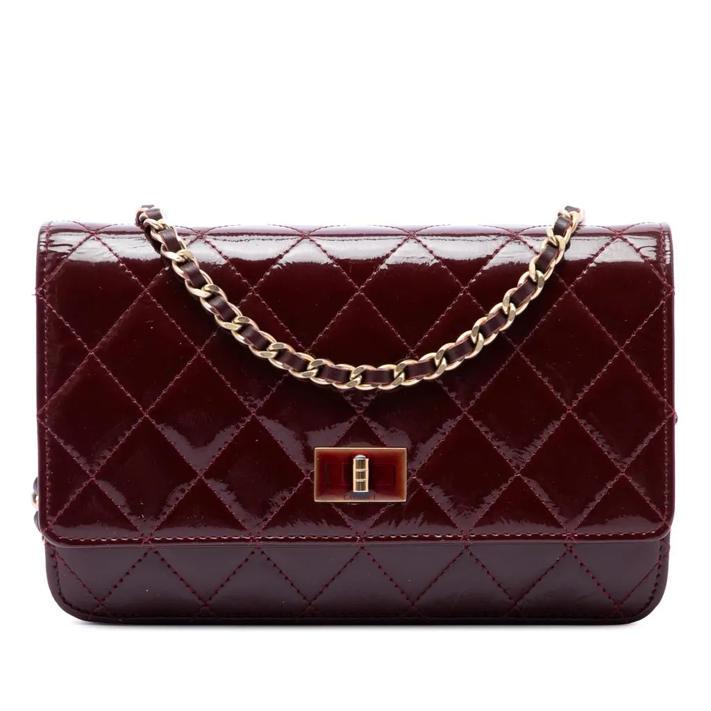 Chanel Quilted Patent Reissue 2.55 Wallet On Chain Red Leather Very good - Front View