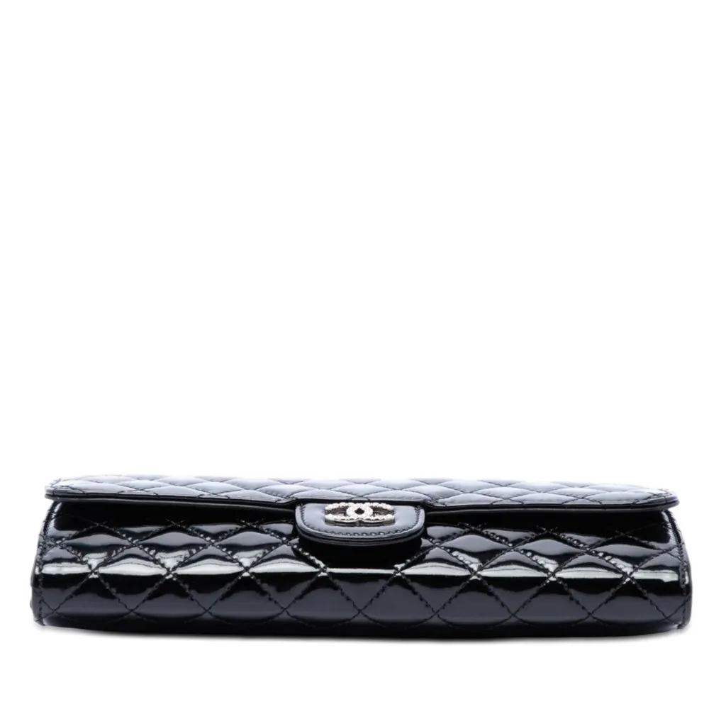 Chanel Quilted Patent Brilliant East West Flap Clutch with Chain Black Leather Very good - Inside View