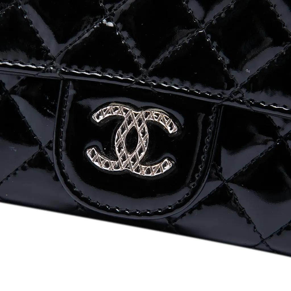 Chanel Quilted Patent Brilliant East West Flap Clutch with Chain Black Leather Very good - Box View