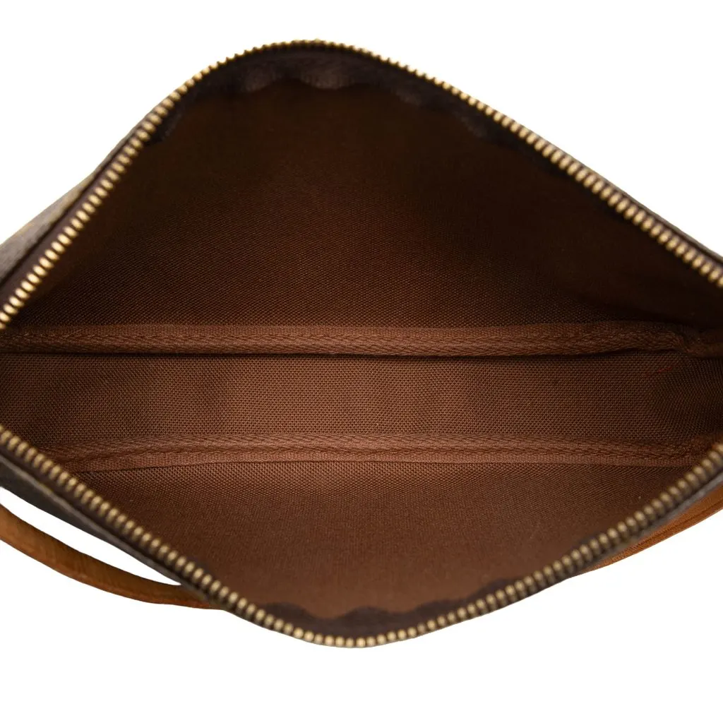 Louis Vuitton Monogram Pochette Accessoires Brown Very good - Model View