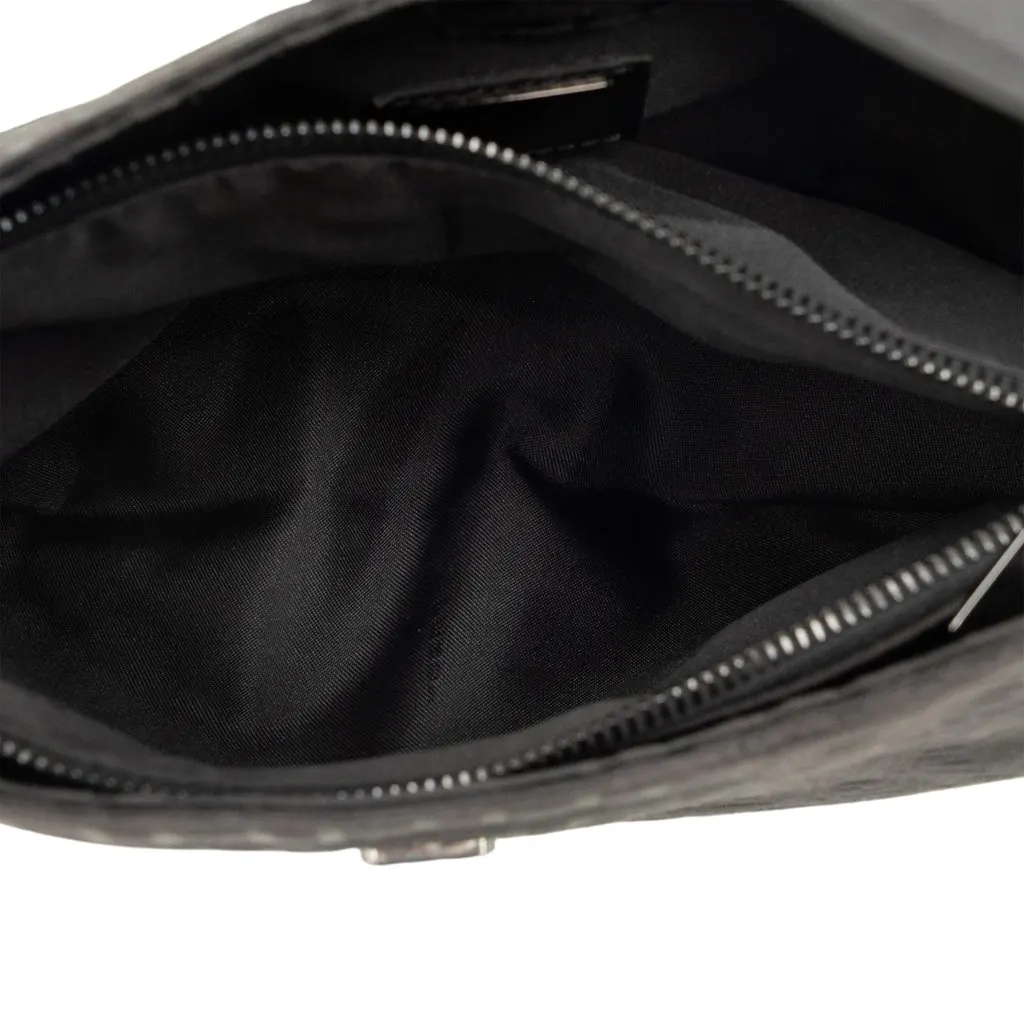 Fendi Zucchino Canvas Shoulder Bag Black Canvas Very good - Model View
