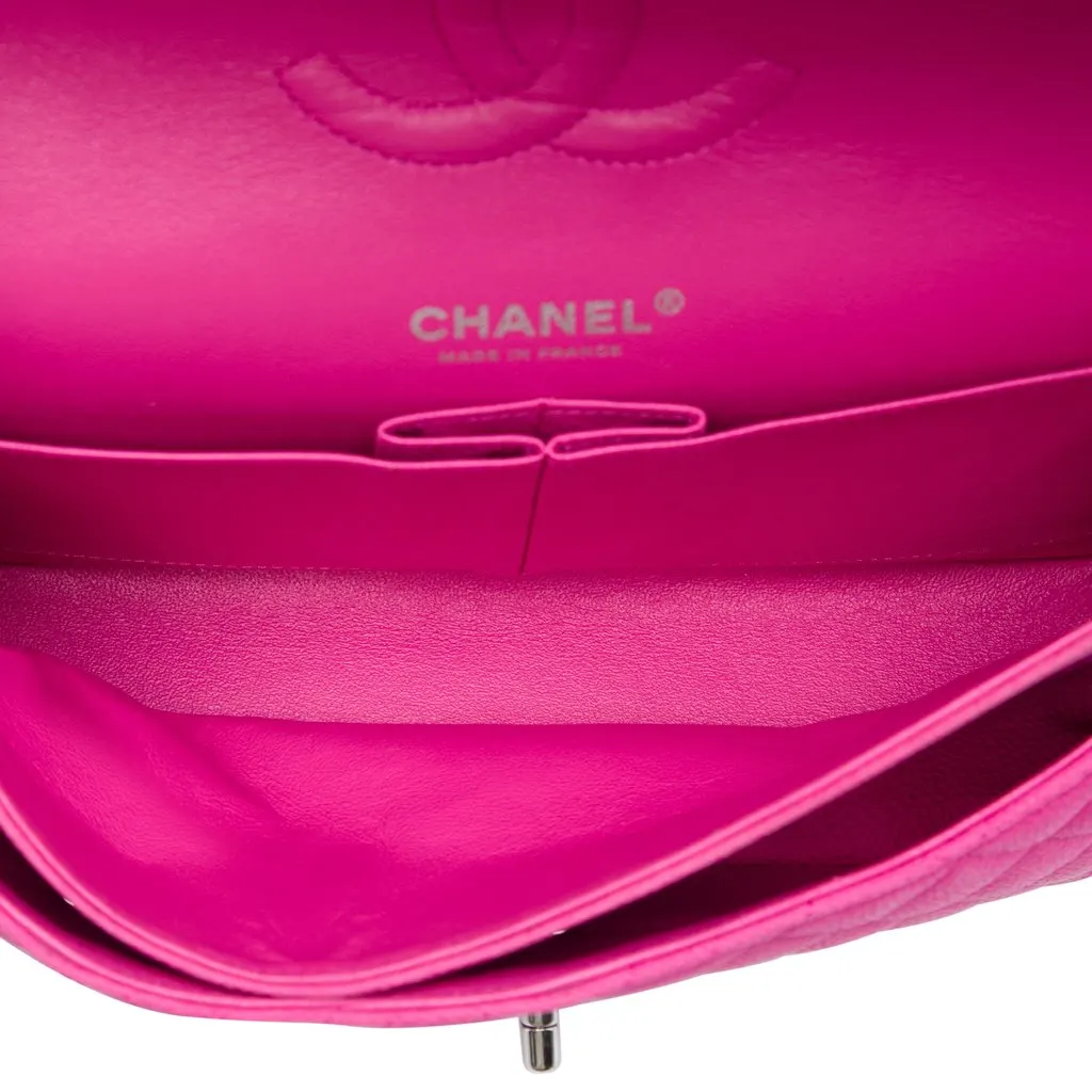Chanel Medium Classic Caviar Double Flap Pink Leather Very good - Model View