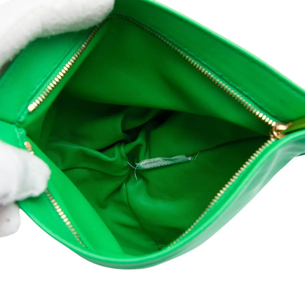 Bottega Veneta MIni Nappa The Twist Handbag Green Leather Very good - Model View