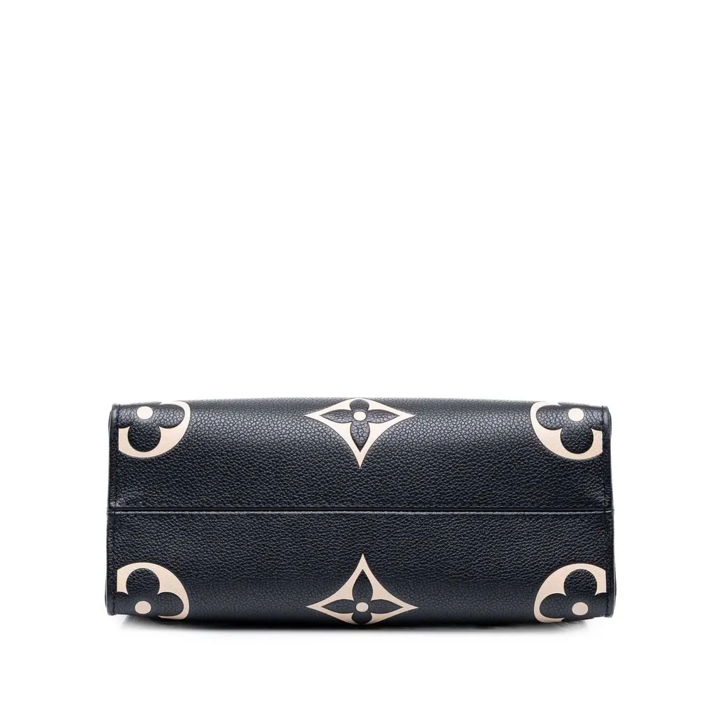Louis Vuitton Bicolor Monogram Empreinte Giant Onthego PM Black Leather Very good - Inside View