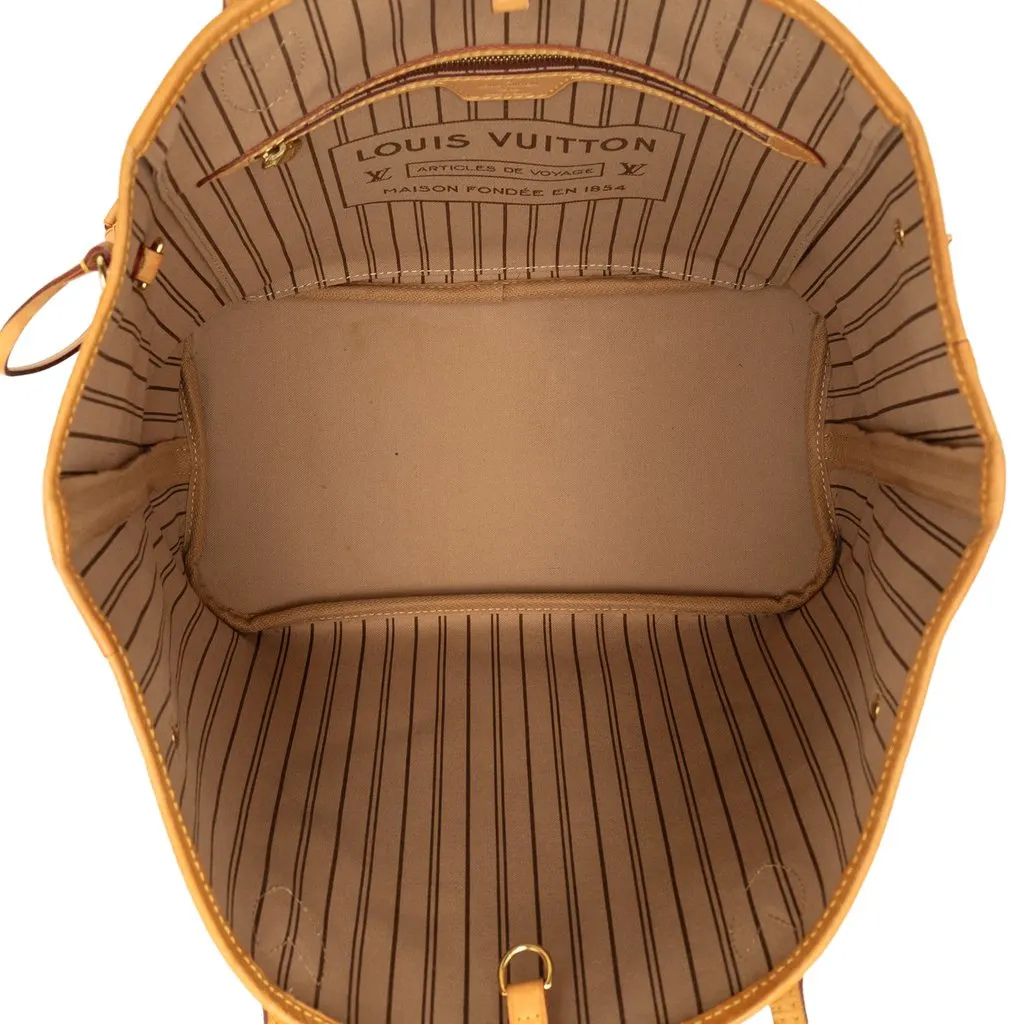 Louis Vuitton Monogram Neverfull MM Brown Very good - Model View