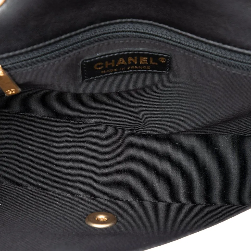 Chanel Paris Cosmopolite Small Bicolor Textured Lambskin Flap Black Leather Very good - Model View