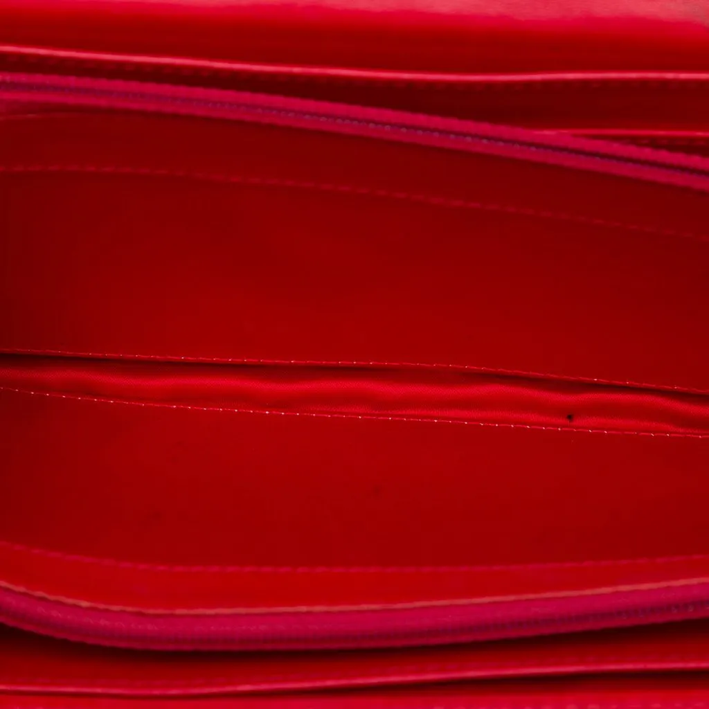 Chanel Classic Lambskin East West Wallet on Chain Red Leather Very good - Model View