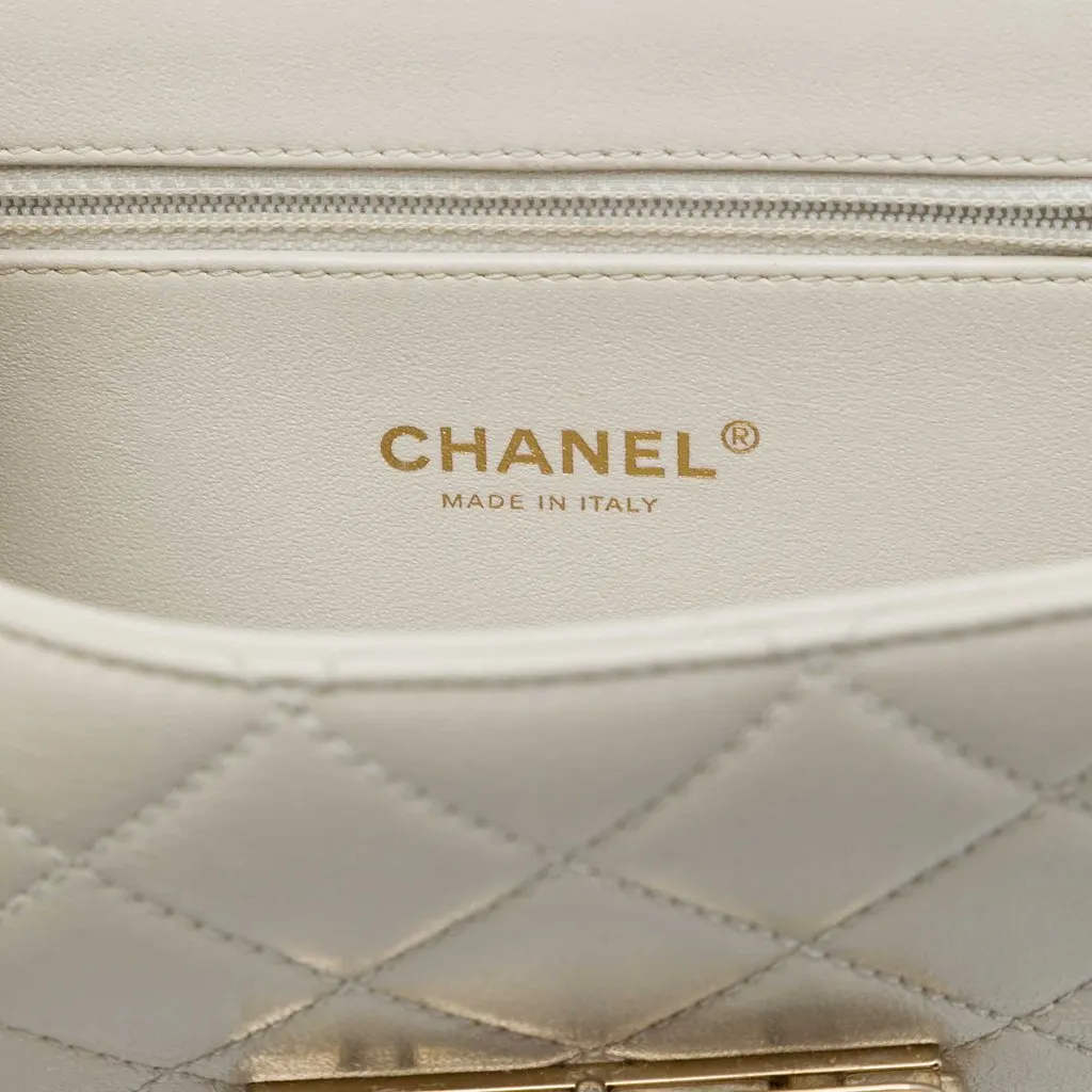 Chanel Mini Sheepskin Beauty Lock Flap White Leather Good - Box View