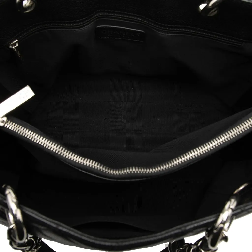 Chanel Caviar Grand Shopping Tote Black Leather Very good - Model View