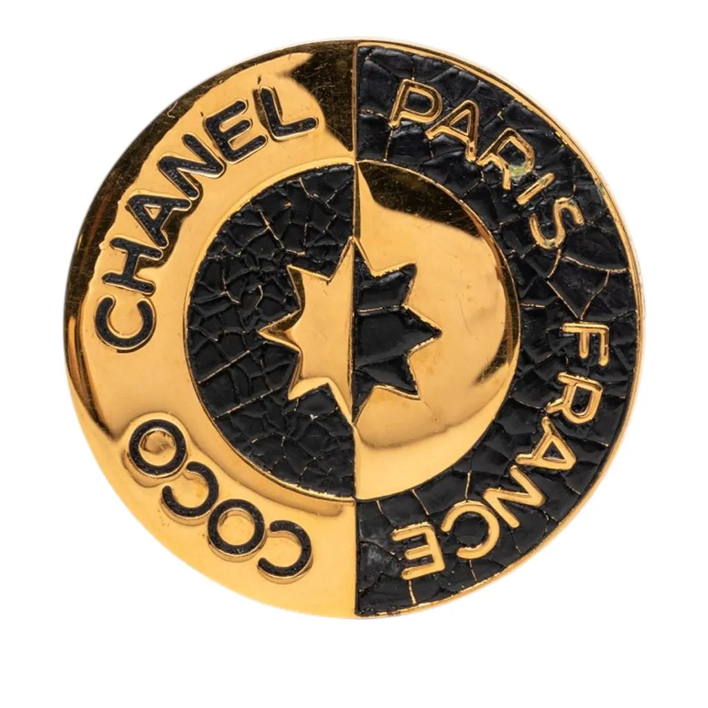 Chanel Gold Plated Enamel Coco Star Logo Round Brooch Gold Metal Very good - Front View