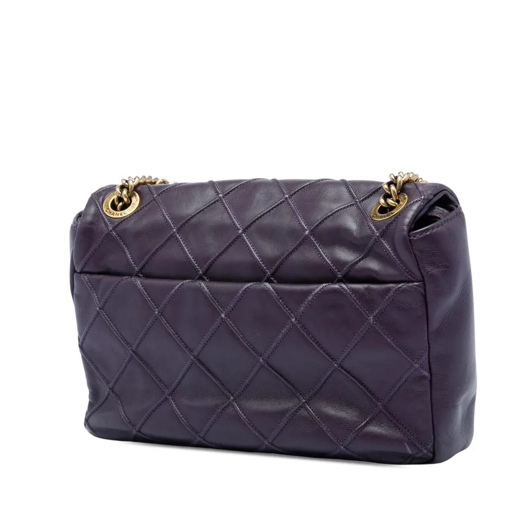 Chanel Small Diamond Debossed Calfskin Reissue 2.55 Cosmos Flap Purple Leather Very good - Back View