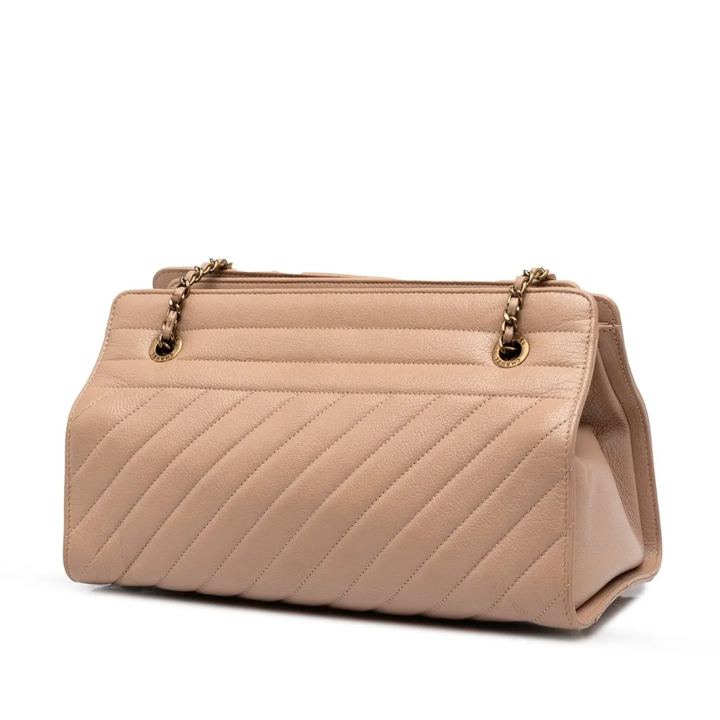 Chanel CC Diagonal Quilted Goatskin Tote Beige Leather Very good - Back View