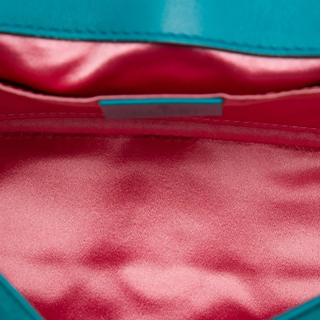 Gucci Small GG Marmont Matelasse Velvet Shoulder Bag Blue Velvet Good - Model View