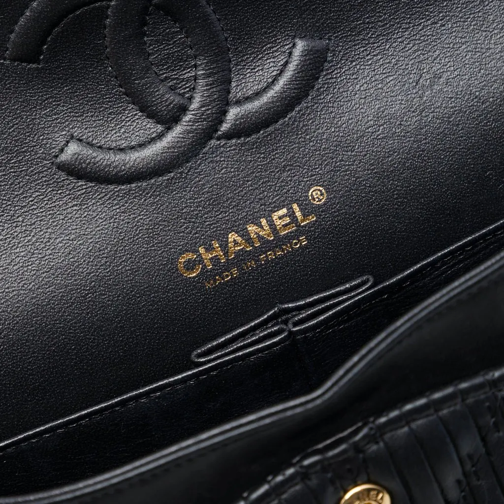 Chanel Medium Classic Chevron Calfskin Pleated Double Flap Black Leather Very good - Box View