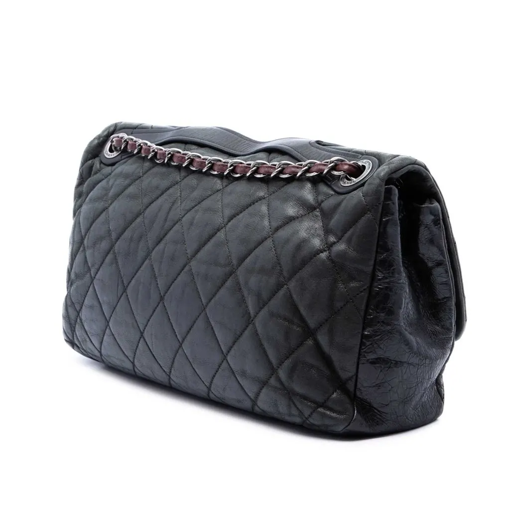 Chanel Jumbo Iridescent Calfskin In The Mix Flap Black Leather Very good - Back View