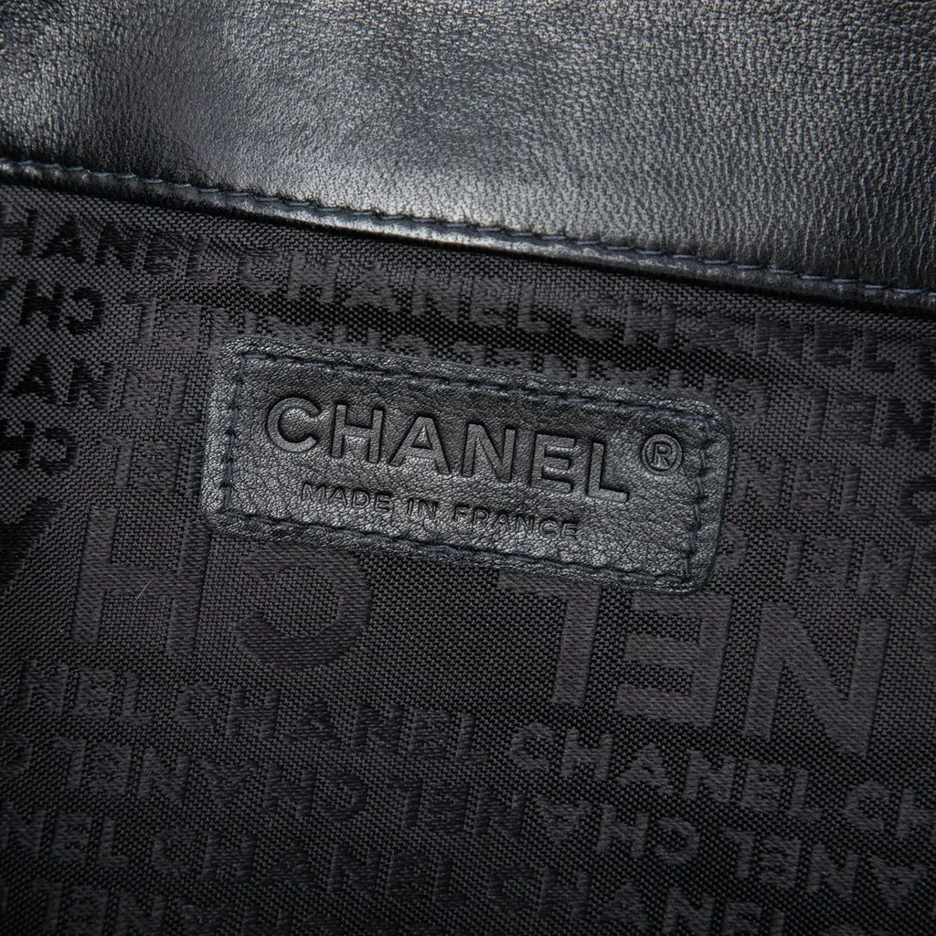 Chanel Lambskin Giant Mademoiselle Turnlock Flap Black Leather Very good - Box View
