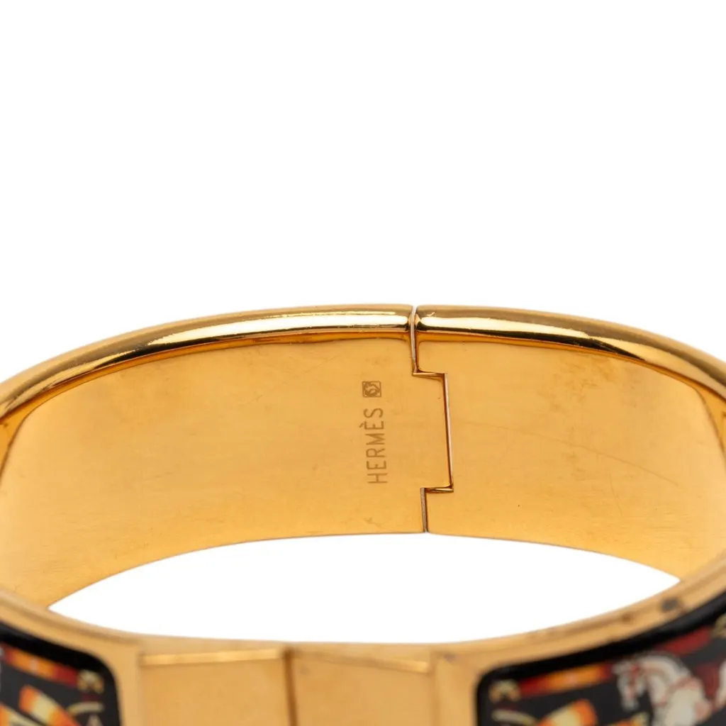 Hermès Wide Enamel Equestrian Loquet Bracelet GM Black Very good - Model View