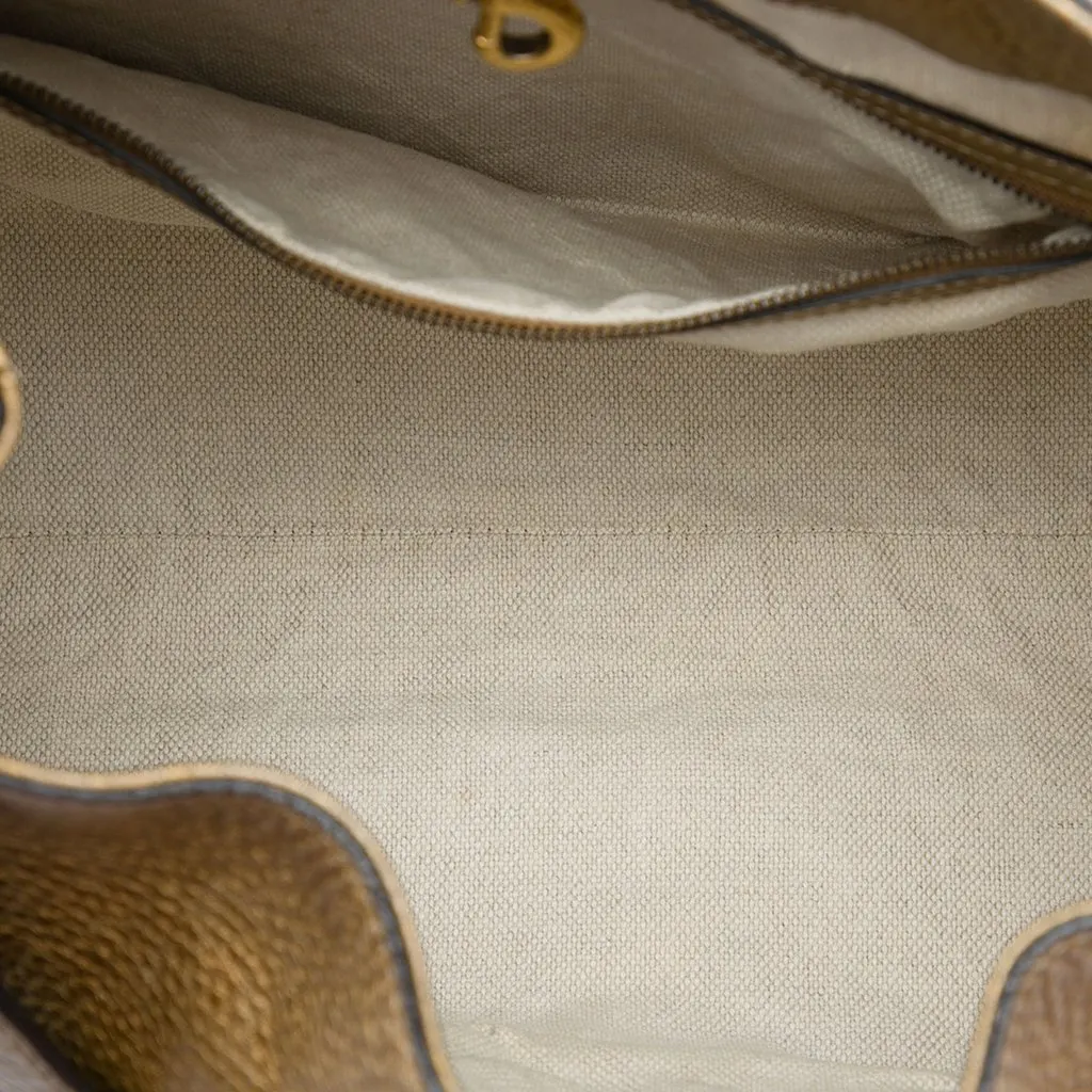 Gucci Medium Ombre Calfskin Soho Chain Tote Gold Leather Very good - Model View