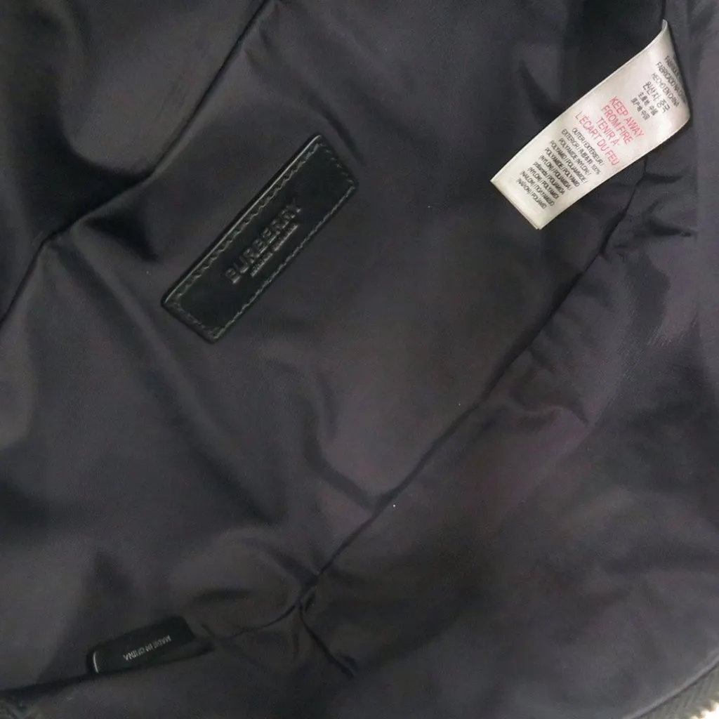 Burberry Nylon Sonny Logo Belt Bag Black Very good - Model View